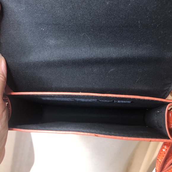 Asos faux croc crossbody  with tortoise shell ring shoulder strap - Picture 7 of 11